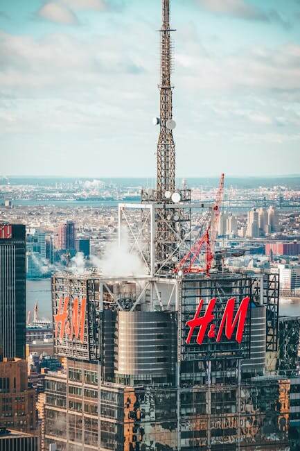 Brand identity: the definitive guide to building a strong, consistent brand